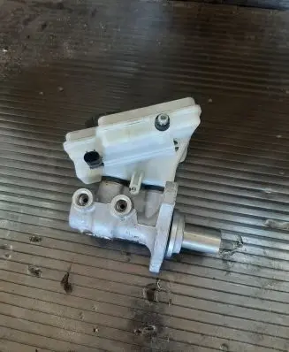 Mini Cooper Countryman R60 Master brake cylinder 34336772413