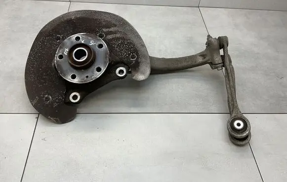 Audi A7 S7 4G Front wheel hub 4G0407241D