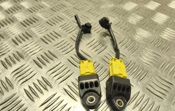 Subaru Forester SH Airbag deployment crash/impact sensor 98237AG000 7646CSKJA