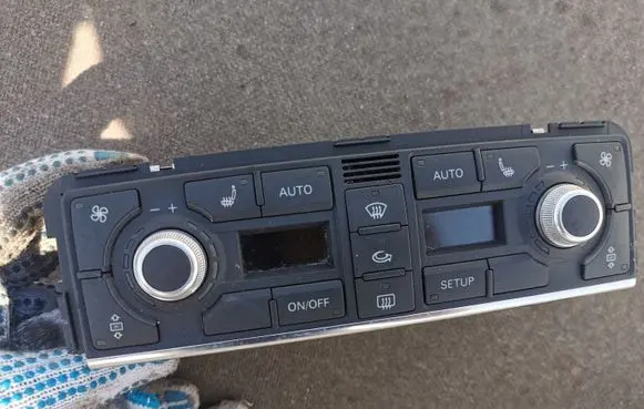 Audi A8 S8 D3 4E Climate control unit 4E0820043G 4E0910043B