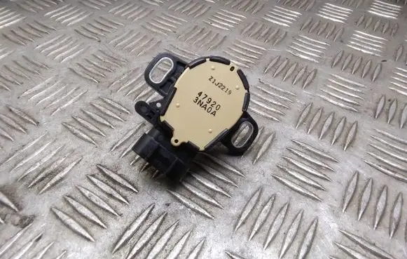 Nissan Leaf I (ZE0) Brake pedal sensor switch 479203NA0A 47920