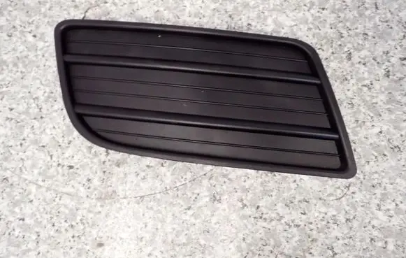 Suzuki Swift Cultus Front fog light trim/grill