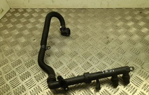 Opel Astra L Engine coolant pipe/hose 9854815480
