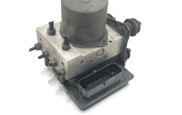 Audi A4 S4 B8 8K ABS Pump 8K0614517D