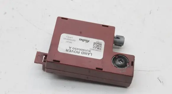 Land Rover Range Rover L322 Aerial antenna filter XUI500250A