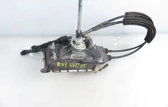 Seat Ibiza IV (6J,6P) Gear shifter/selector 6Q0711049CJ