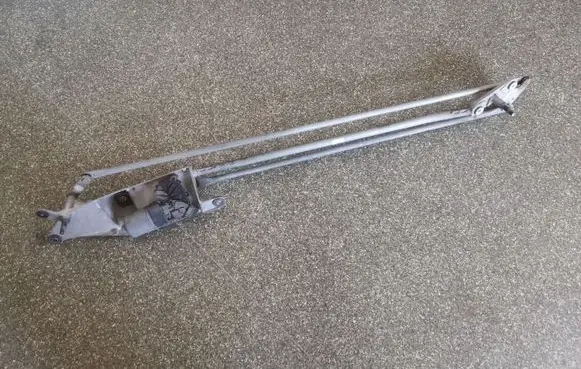 Renault Modus Front wiper linkage and motor 3397020635 8200141270 0390241777