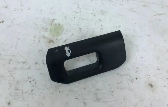 Maserati Ghibli Engine bonnet (hood) release handle