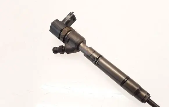 Hyundai i40 Fuel injector 0445110411 338002A800