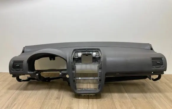 Volkswagen Golf V Dashboard 1k1858295