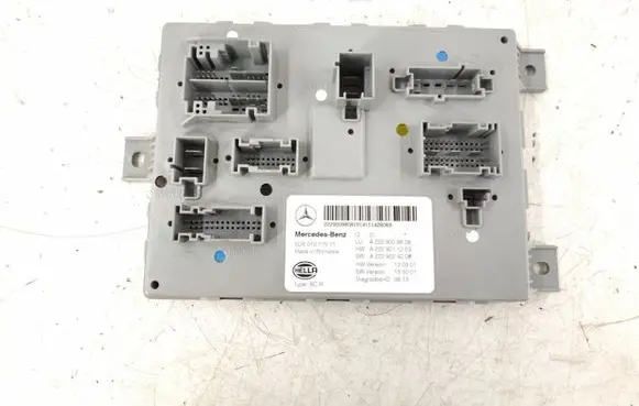 Mercedes-Benz C W205 Comfort/convenience module 2229009808 A2229009808