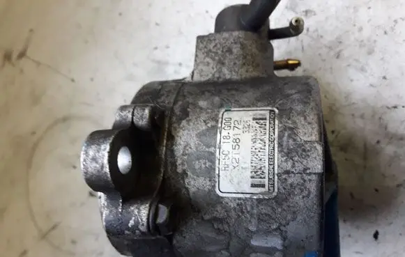 Mazda 6 Vacuum pump RF5C