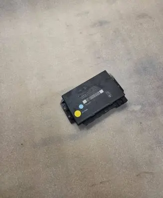 Audi A2 Comfort/convenience module 8Z0959433H
