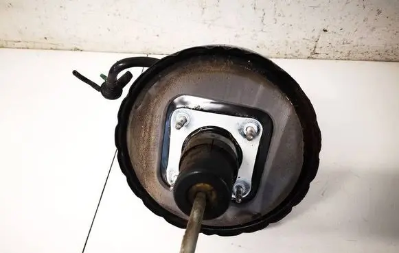 Skoda Roomster (5J) Brake booster 