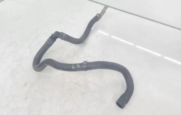 Toyota GT 86 Engine coolant pipe/hose