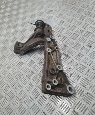 Volkswagen Touran I Bracket in trunk/boot 