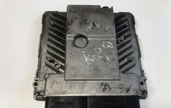 Volkswagen PASSAT B6 Engine control unit/module 03G906018CD