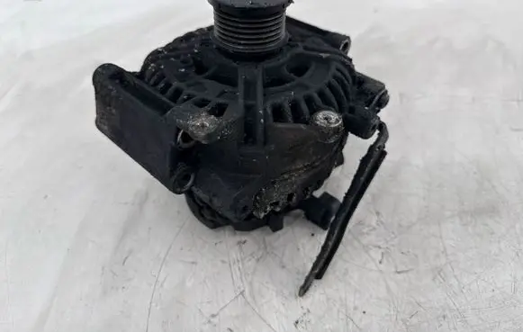 Mercedes-Benz C W203 Generator/alternator A0131540002
