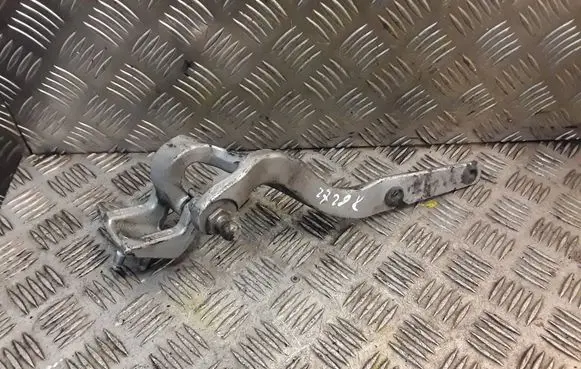Mercedes-Benz E W211 Tailgate/trunk/boot hinge