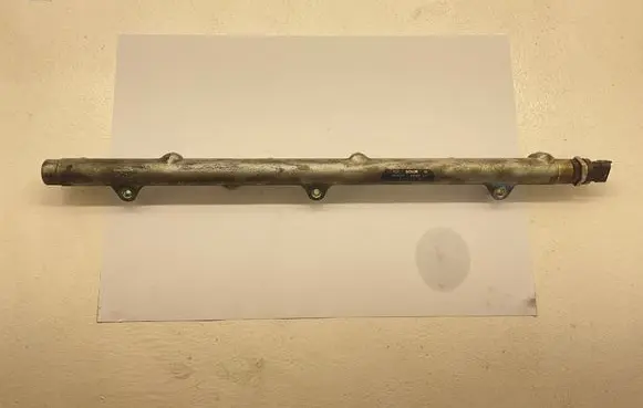 BMW 3 E46 Fuel main line pipe 0445216002 000085