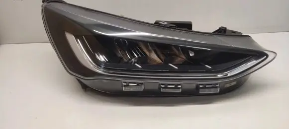 Ford Focus Headlight/headlamp NX7B13E014CD NX7813E014CD