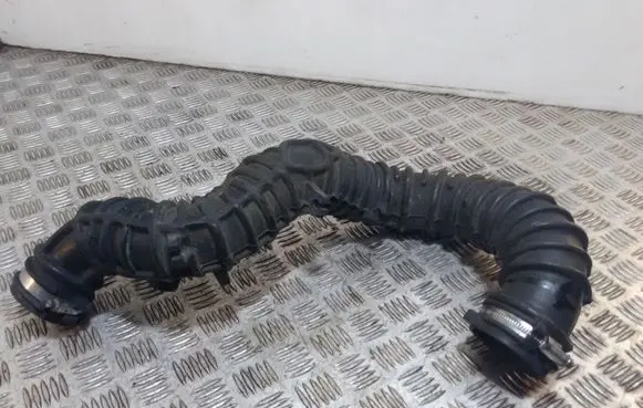 Renault Trafic II (X83) Air intake hose/pipe 8200607746