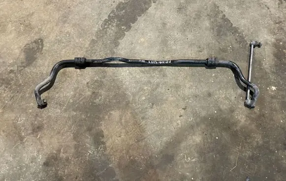 Peugeot 2008 I Front anti-roll bar/sway bar