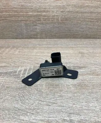 Mercedes-Benz E C207 W207 ESP acceleration yaw rate sensor A0055421218 Q01