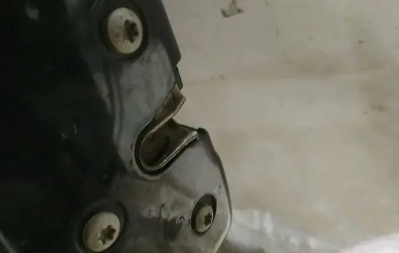 Fiat Punto (188) Rear door lock