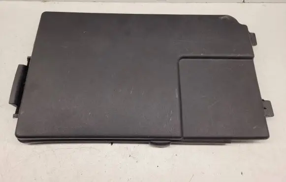 Audi A3 S3 8P Battery box tray cover/lid 1K0915443