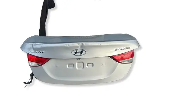 Hyundai Elantra Truck tailgate 
