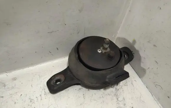 Subaru Legacy Engine mount bracket 41022AG111 41022AG230