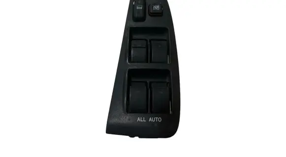 Toyota Avensis T250 Electric window control switch 8482005100 37168A133C04