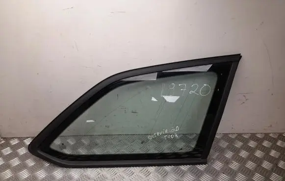 Skoda Octavia Mk3 (5E) Rear side window 5E9845298