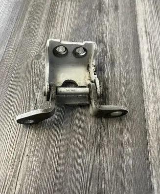 Honda CR-V Rear door upper hinge