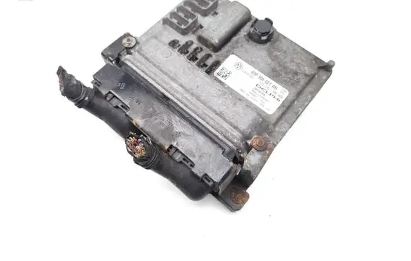 Volkswagen Polo V 6R Engine control unit/module 03P906021AH