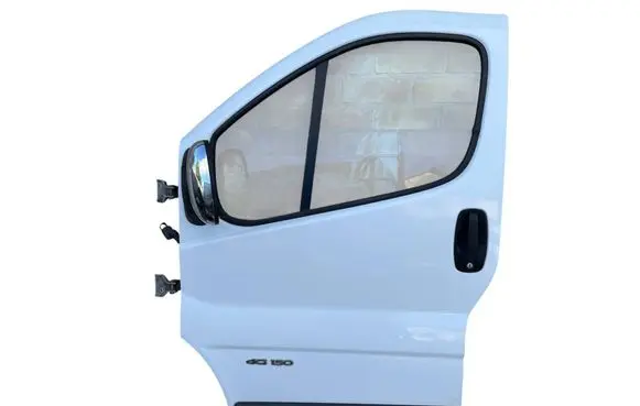 Renault Trafic II (X83) Front door 