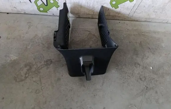 Cupra Tavascan Centre console side trim front 