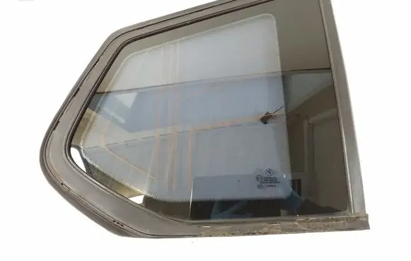 BMW X3 F25 Rear side window 7205660