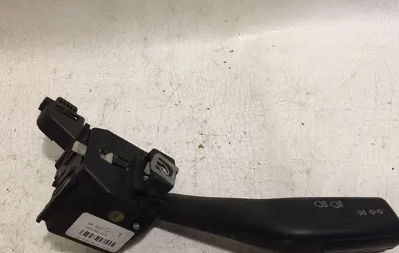 Audi A3 S3 A3 Sportback 8P Indicator stalk 1K0953513