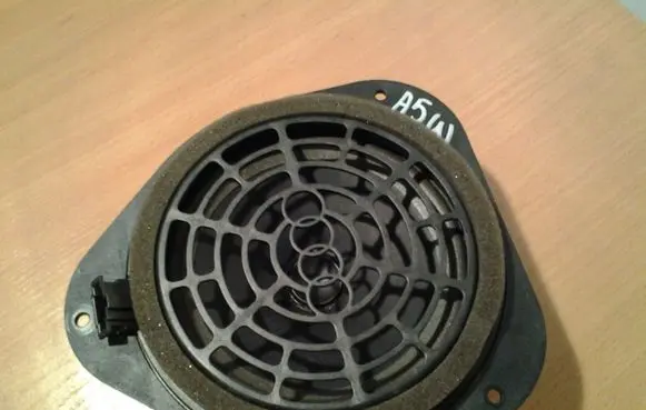 Audi A5 8T 8F Front door speaker 8T0035411A