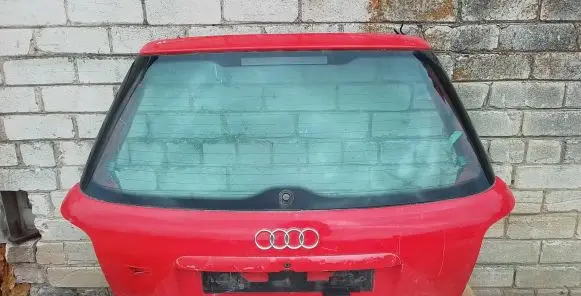 Audi A4 S4 B5 8D Tailgate/trunk/boot lid