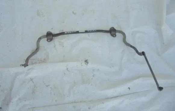 Mercedes-Benz E W212 Front anti-roll bar/sway bar A2183230365