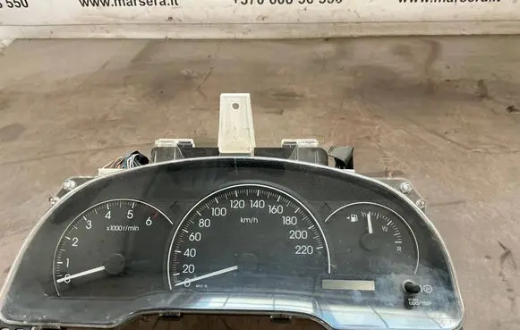 Toyota Avensis Verso Speedometer (instrument cluster) 8380044530