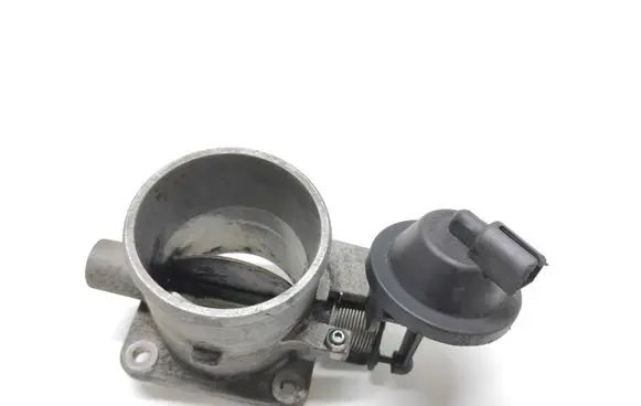 KIA Sorento Throttle valve