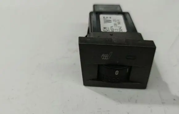 Opel Signum Seat heating switch 13138251