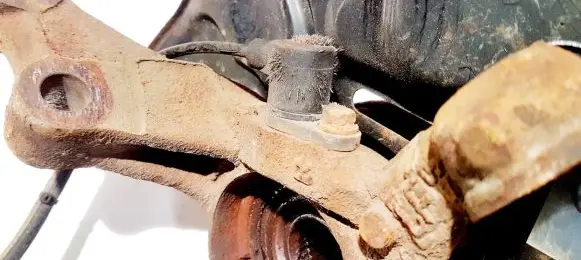 Toyota Avensis T250 ABS brake wheel speed sensor 0265006677 89542-02040