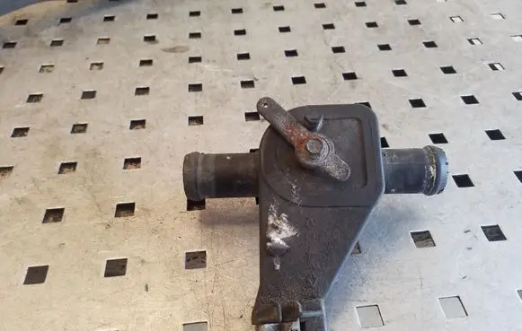 Volkswagen Transporter - Caravelle T4 Coolant heater control valve 701819809D 400129C