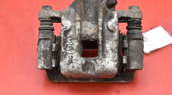 Hyundai Santa Fe Rear brake caliper