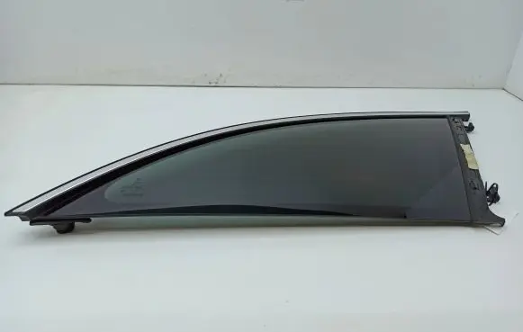 Mercedes-Benz R W251 Rear side window A2516740227